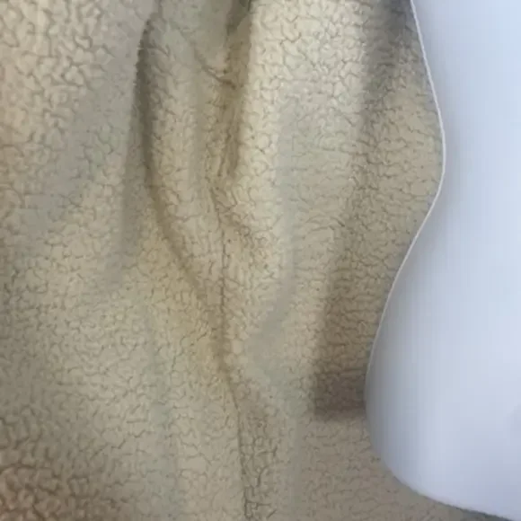 LL Bean Jean Quilted Chore Sherpa Jacket Size Medium Pockets Casual NWT - Picture 7 of 12